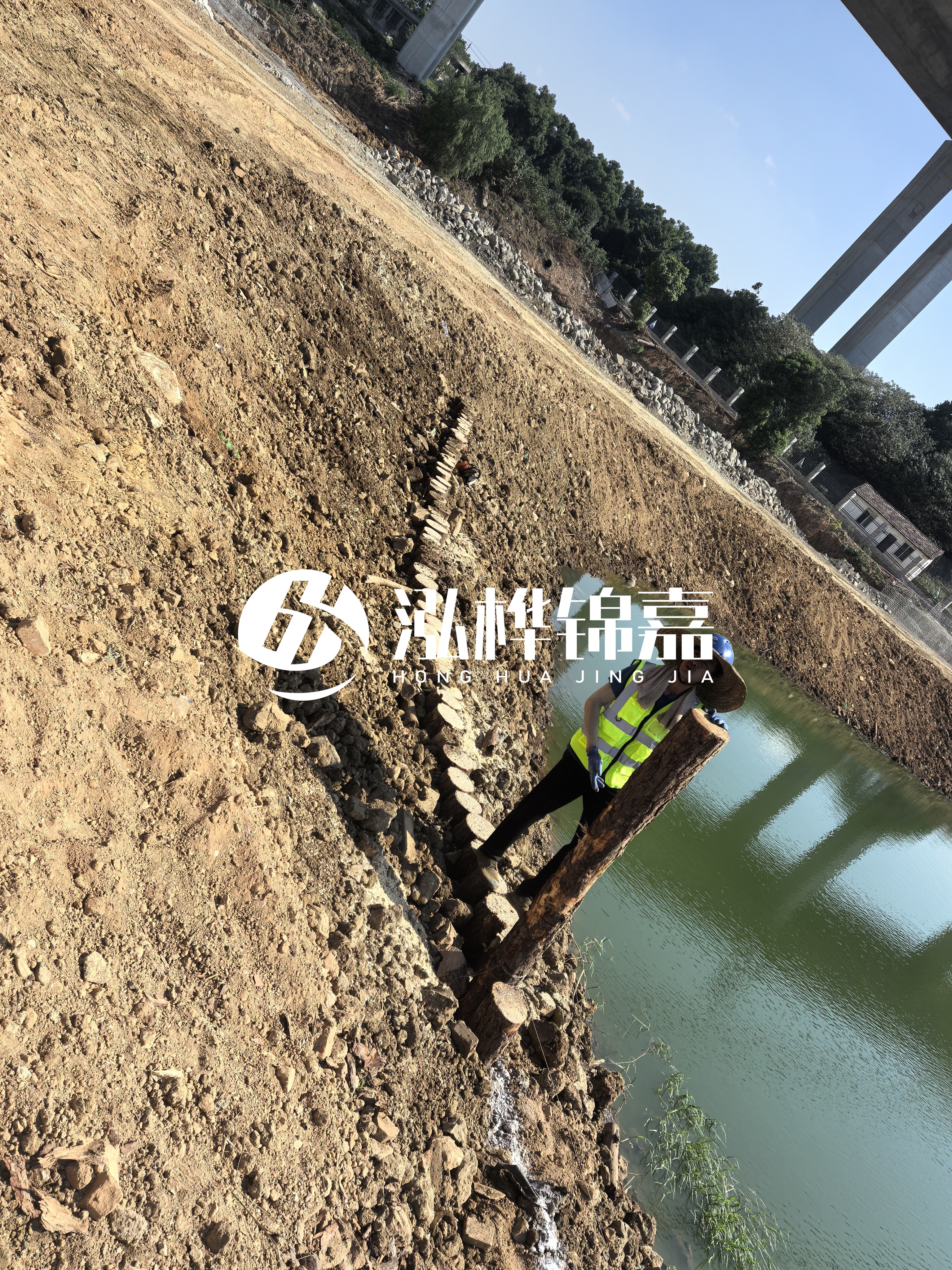 畢節(jié)河道打松木樁施工-護(hù)坡樁施工工藝流程？