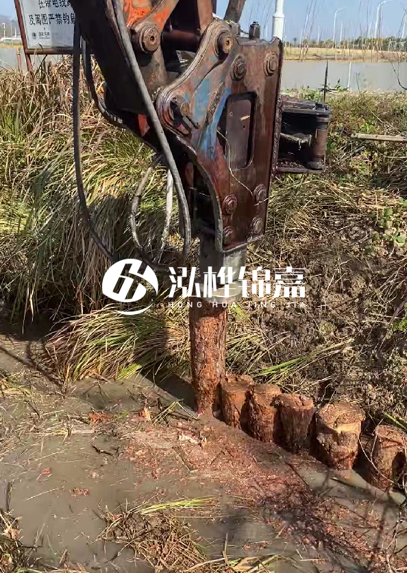 松木樁施工雙排支護(hù)樁和單排支護(hù)樁的區(qū)別？什么時(shí)候采用雙排？