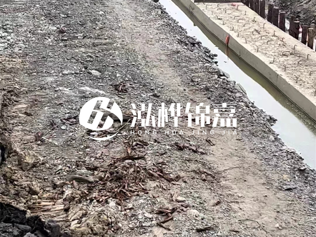 打樁木的用途是什么？河道打木樁好還是水泥樁好？