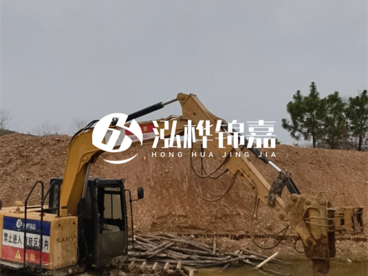 4 米防汛木樁多少根可以送貨上門？3 米松木樁 11-13 公分價(jià)格是多少？