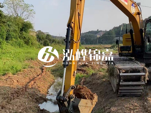 陜西松木樁廠家泓樺錦嘉-松木樁尾徑測(cè)量從哪個(gè)位置開(kāi)始算？