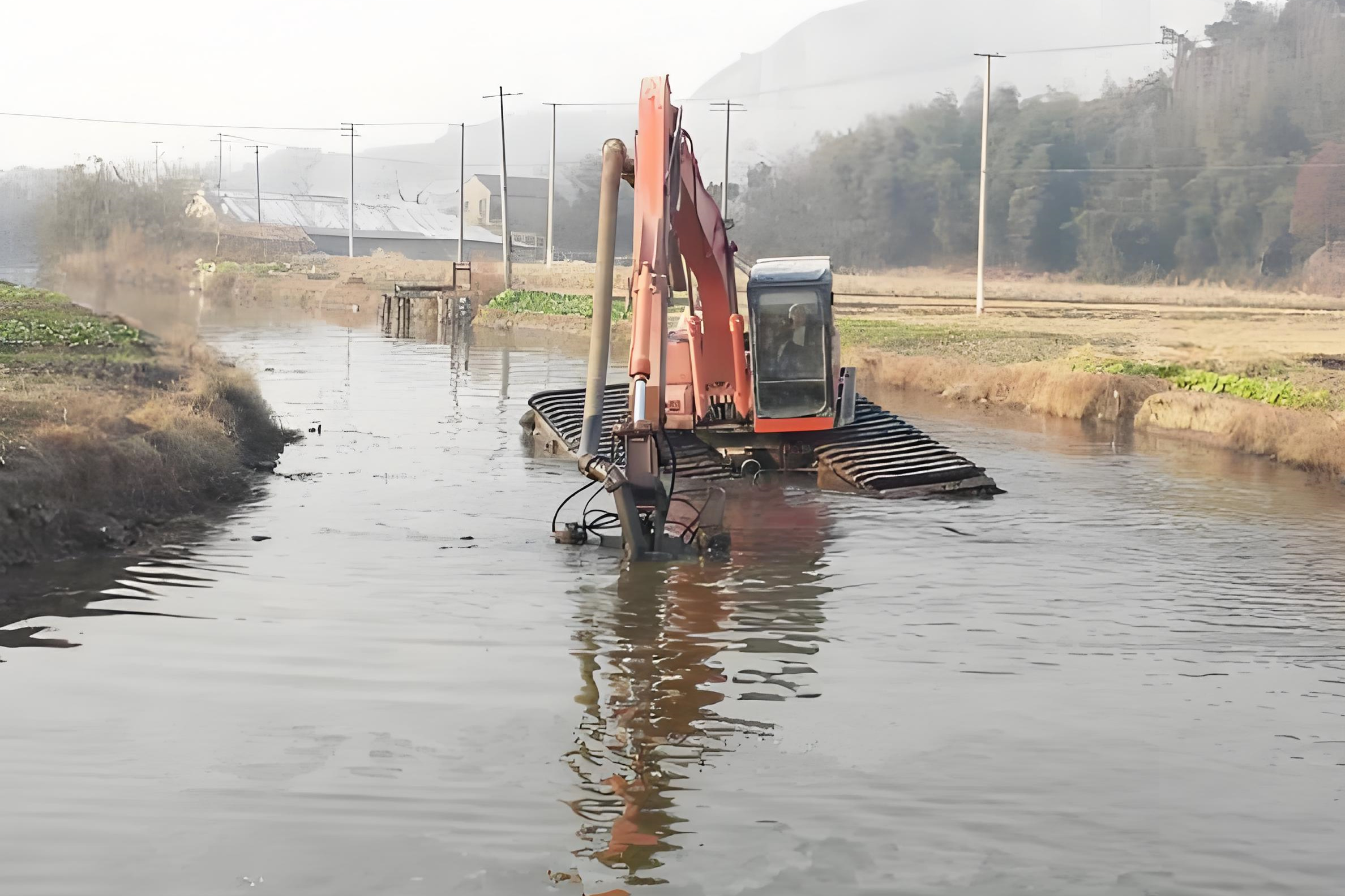 貴州遵義挖機(jī)清淤施工隊-鄉(xiāng)村溝渠清淤后如何防止再次淤積？