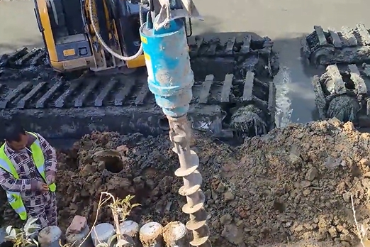 水泥樁批發(fā)廠家泓樺錦嘉-水泥仿木樁樁徑怎么確定？