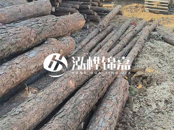 松木樁批發(fā)廠家泓樺錦嘉 - 松木樁在軟地基處理中效果好嗎？