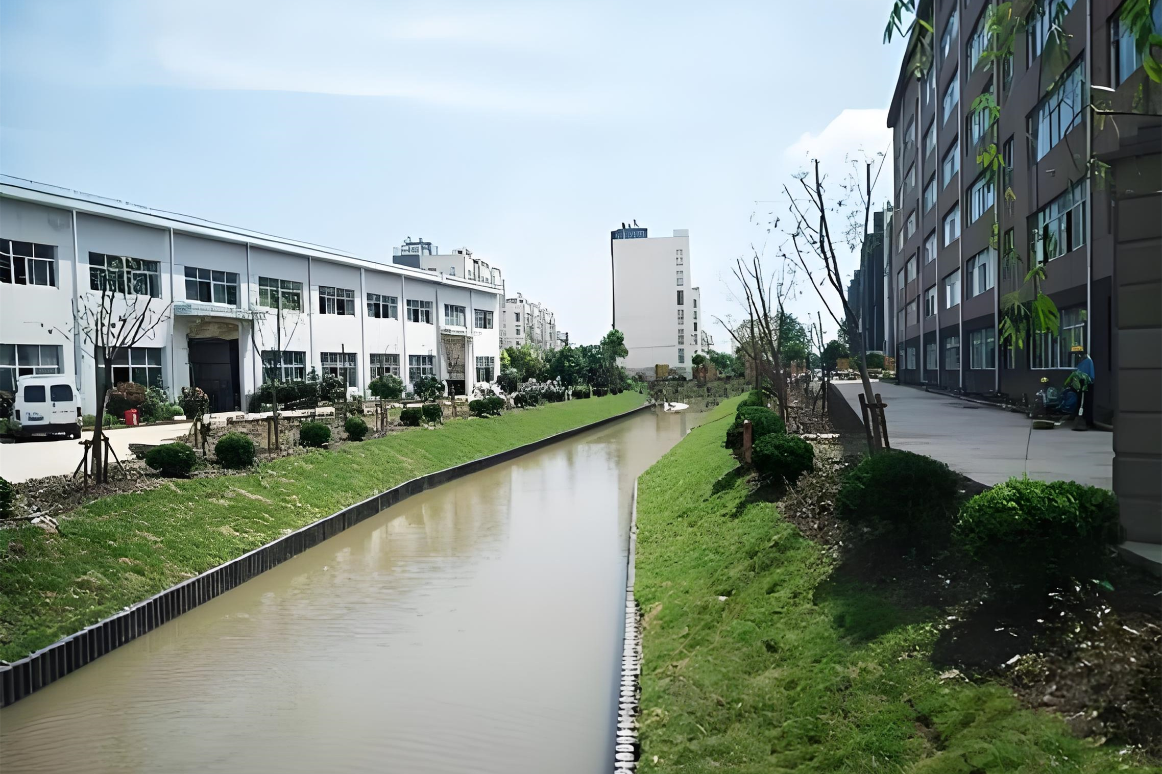 水泥樁批發(fā)廠家泓樺錦嘉-打水泥樁的承載力如何計算？