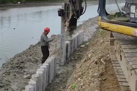 水泥樁廠家泓樺錦嘉-2米水泥樁施工多少錢一根？	